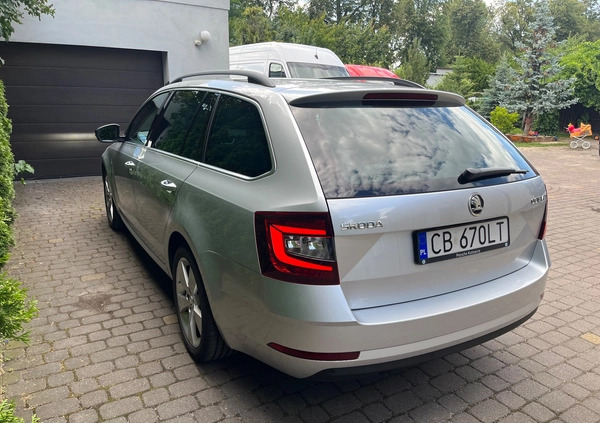 Skoda Octavia cena 62900 przebieg: 156750, rok produkcji 2018 z Sieraków małe 29